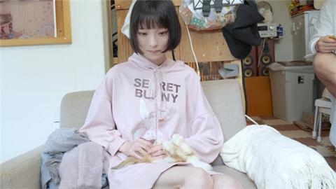 PPV2192550 First shot super dangerous video Beautiful girl distributor famous on the net! Ena Mushroom Electric Ma Squirting Iki Tension? Pleasure? Impact SEX while crying